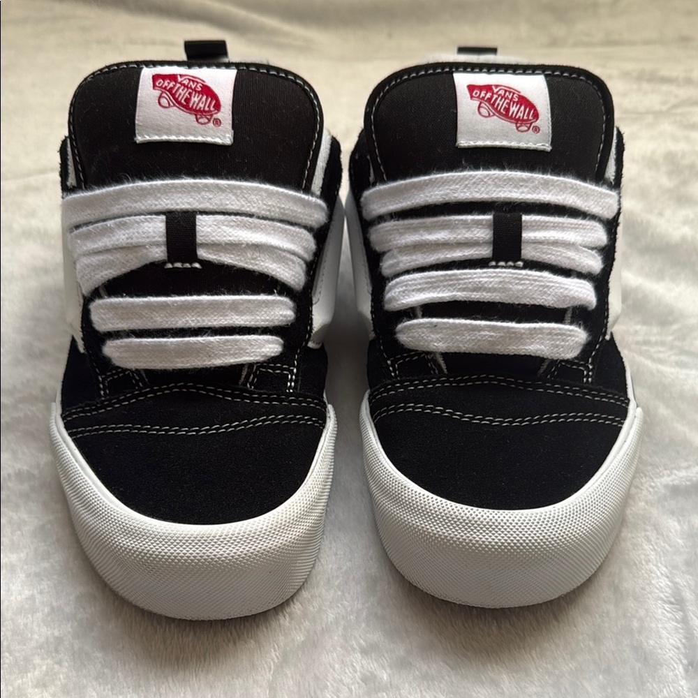 Knu Skool Vans Adult Black and White Sneakers